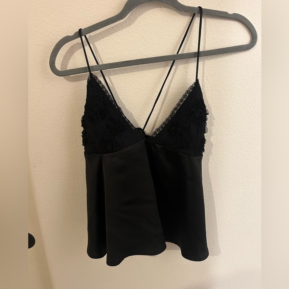 black floral detailed zara top